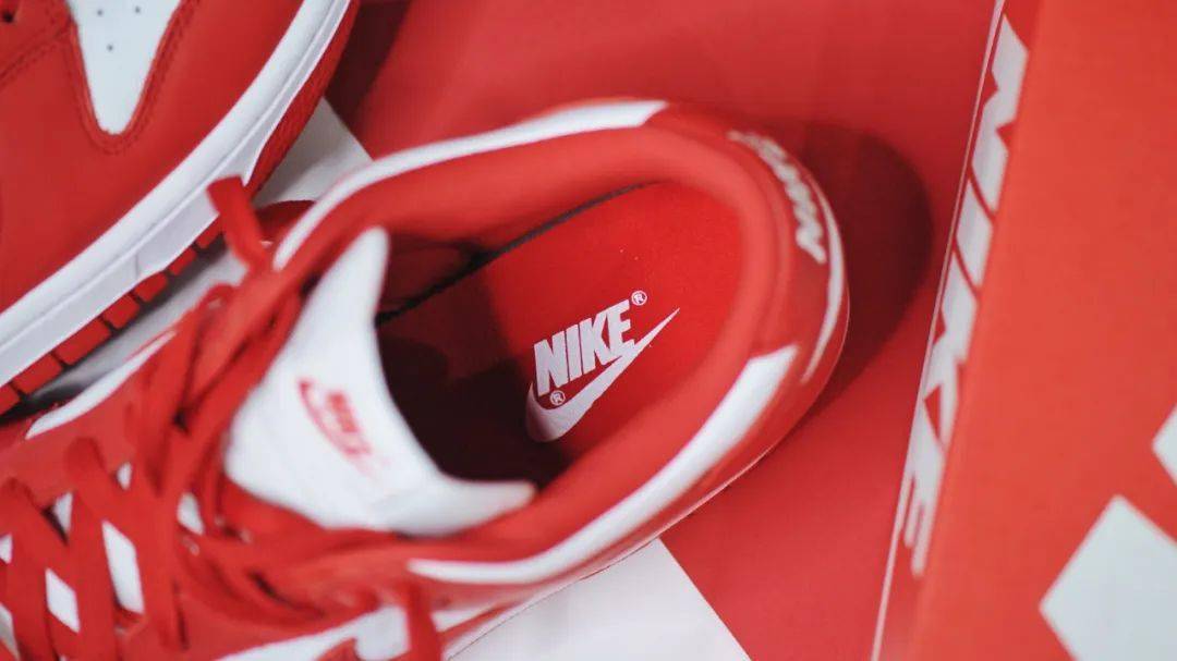 soar新品预览nikedunklowspuniversityred