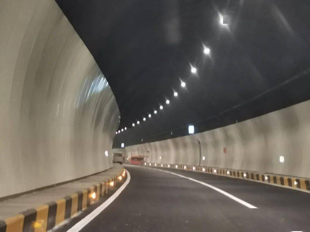 板樟山新增隧道今天下午试通车!但要注意