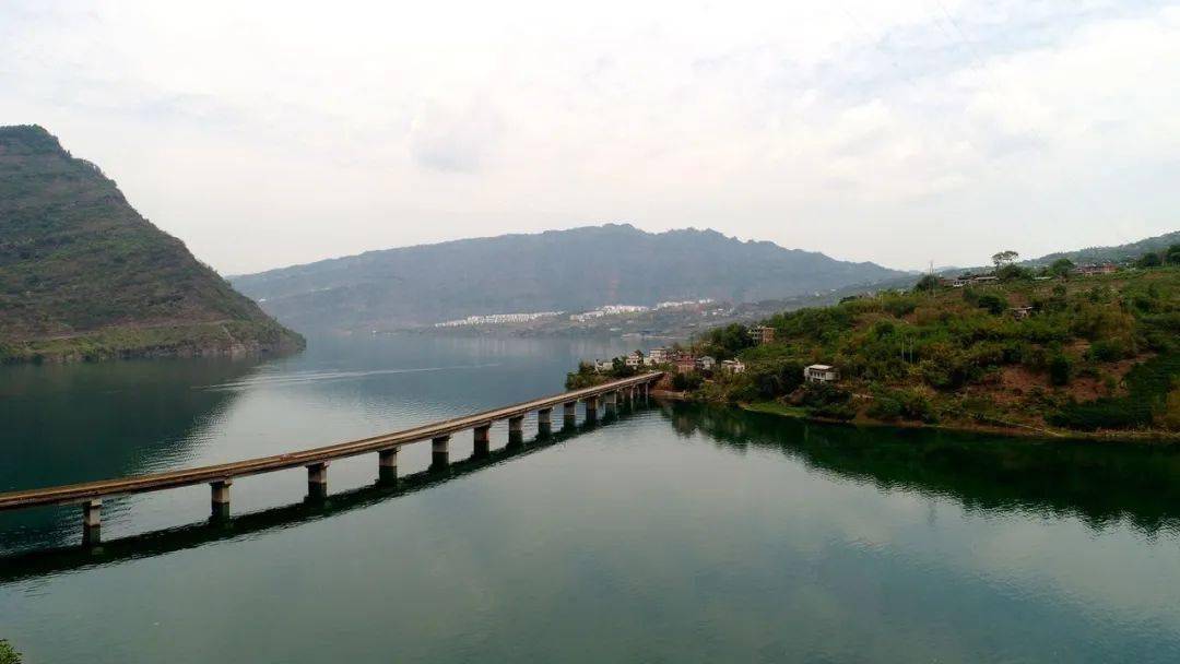 绥江河图片