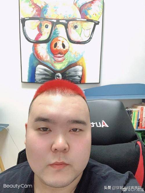 赛事社区热评:赛程过半,网友认为白鲨夺冠几率大