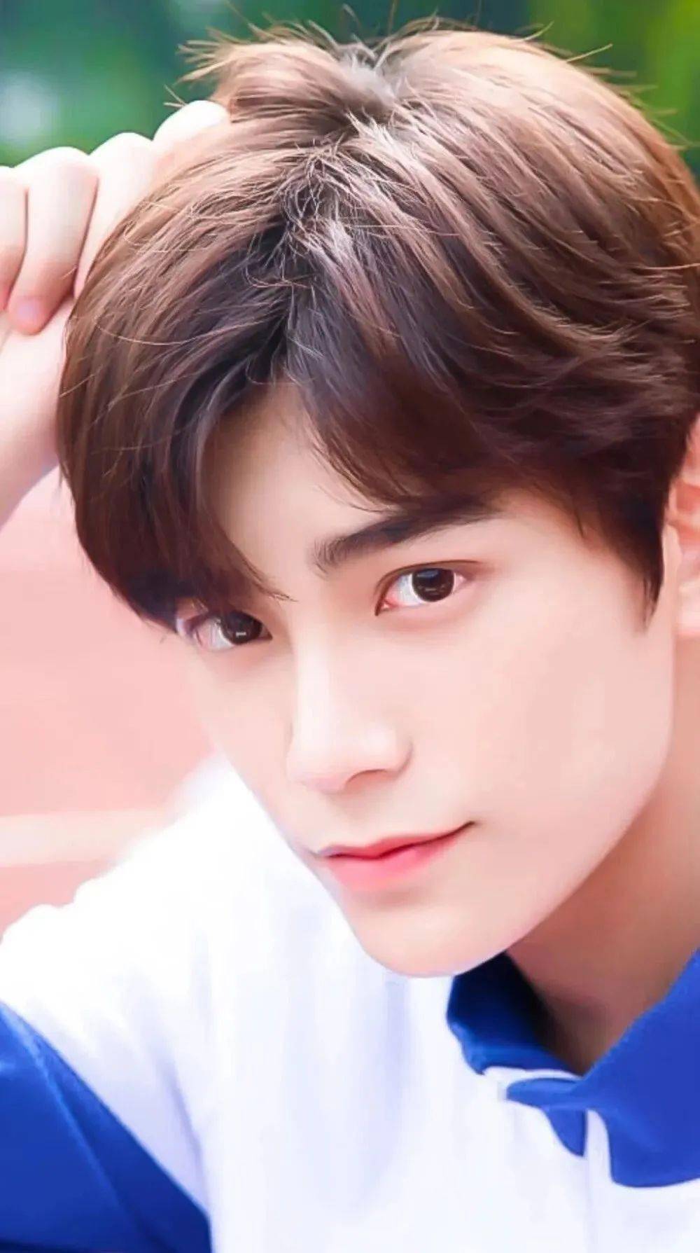 【手机壁纸】丁禹兮