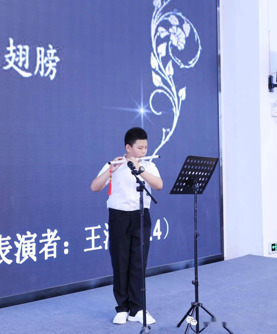 松山区第九中学举办品音乐花蕾芬芳做博学艺术少年音乐活动会