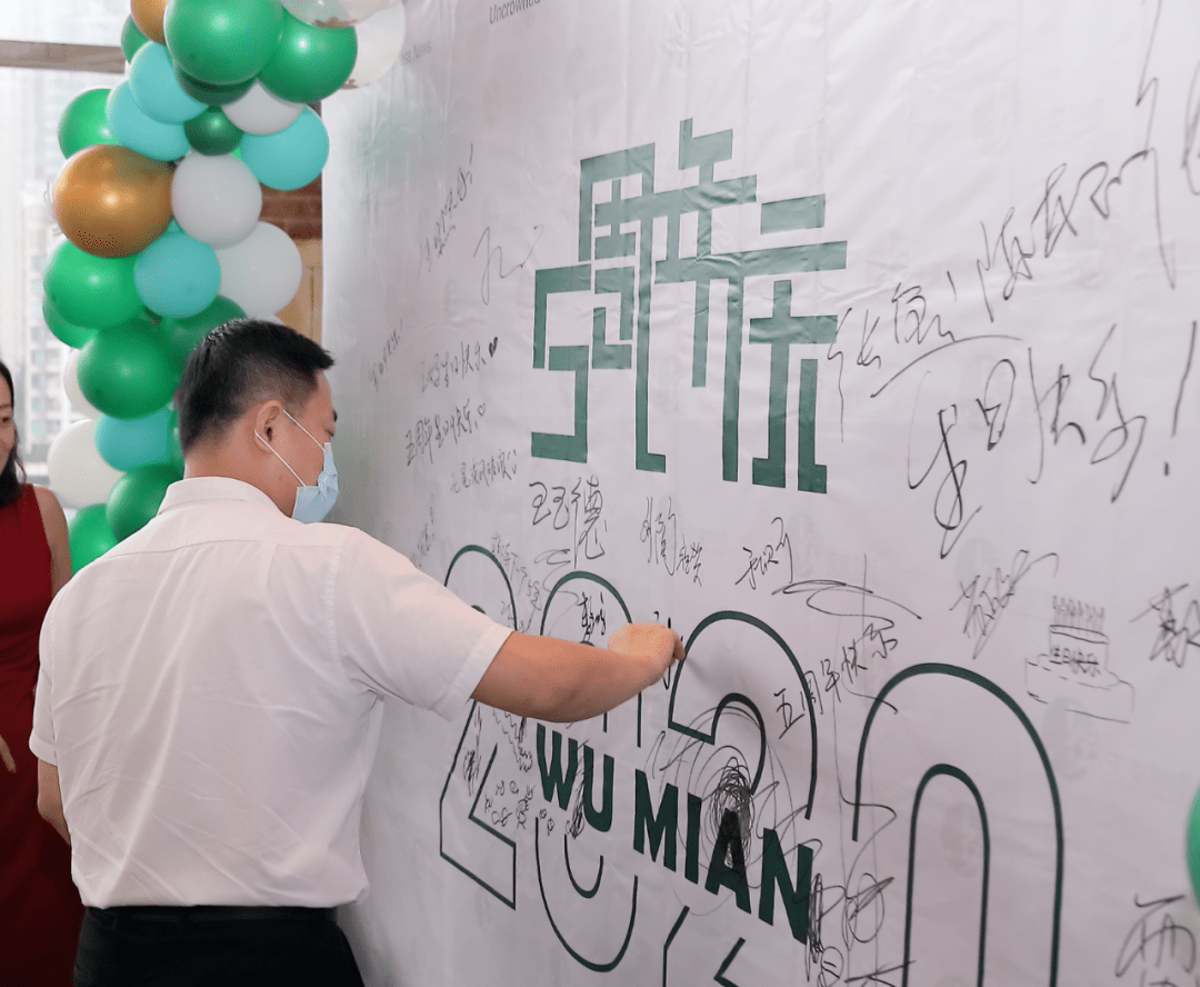 宝宝5岁了我们低调地聚了聚无冕5周年庆