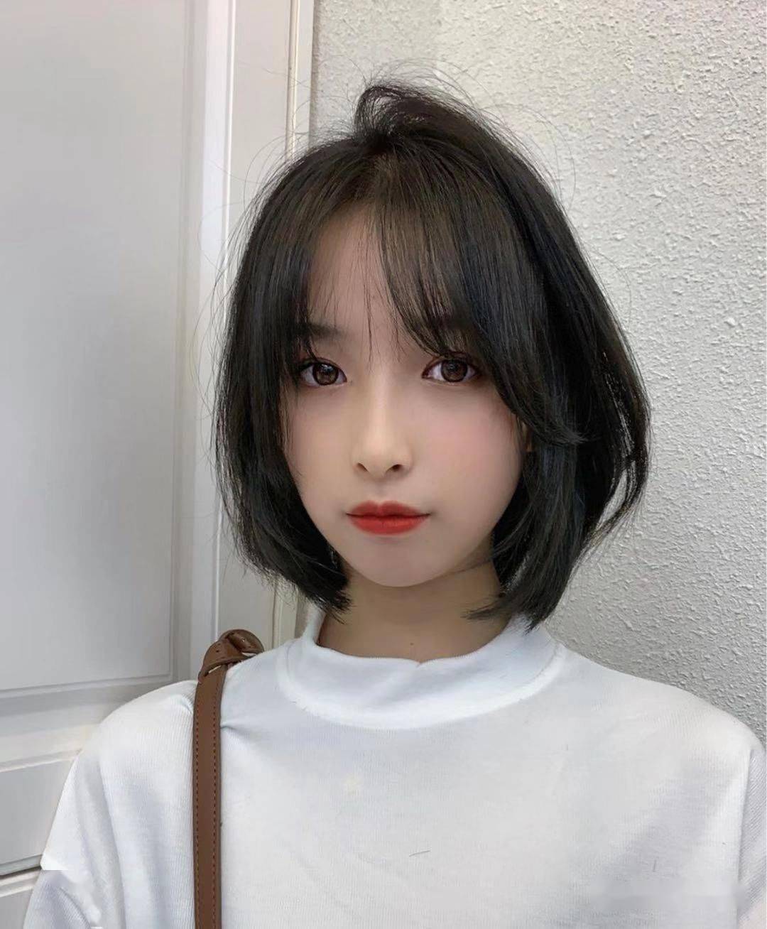 2020短发"烫了"才好看_发型