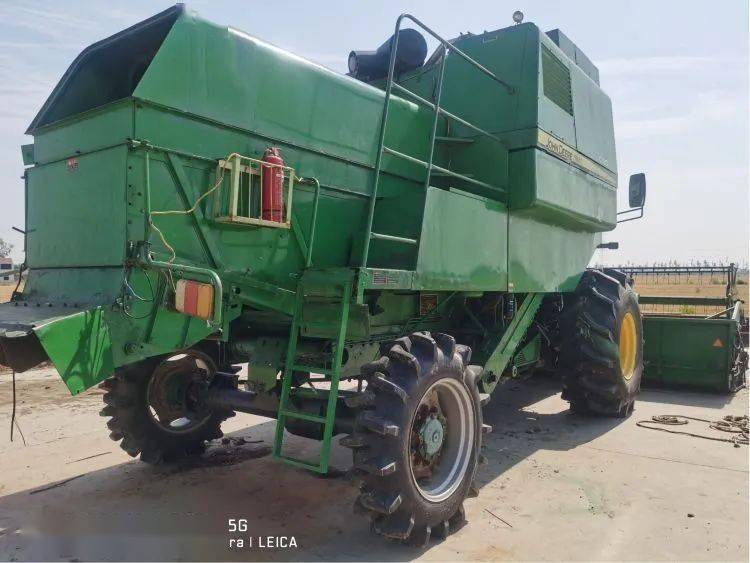 11万出售迪尔c110收割机