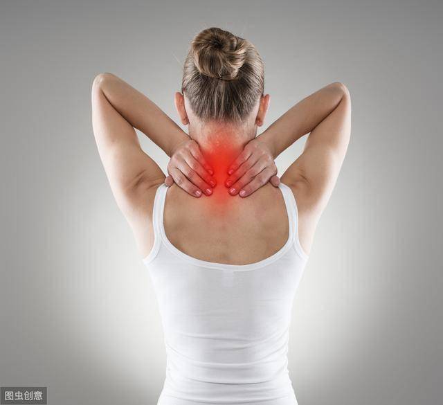 李国民:颈椎病案例8--后脑勺紧,颈椎僵硬,你需要这样去做