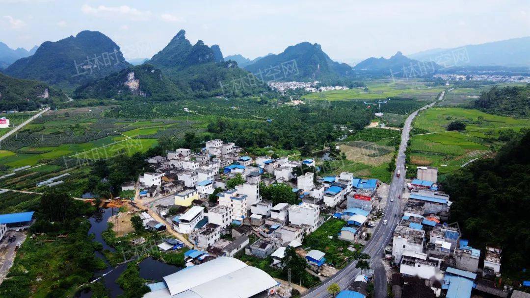 震撼!空中看西燕街原来长这样,来看看有你家吗【航拍上林】