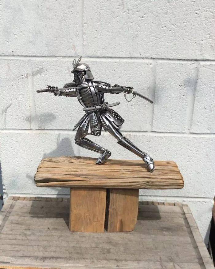 使用刀叉制作动物雕塑将废旧金属变作美妙的艺术品