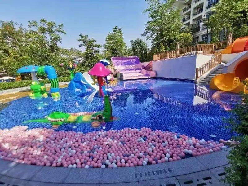 半山温泉酒店豪华园景房双人自助早餐双人温泉室内外泳池水上儿童