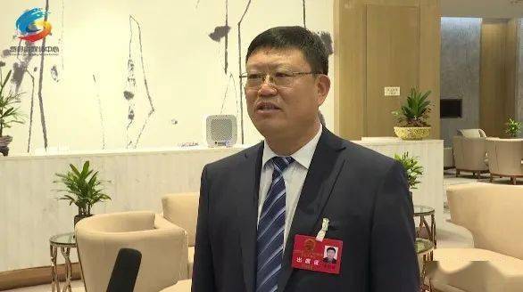 市人大代表 黄宗国:作为一名来自费县的人大代表,在这次会议上我带来