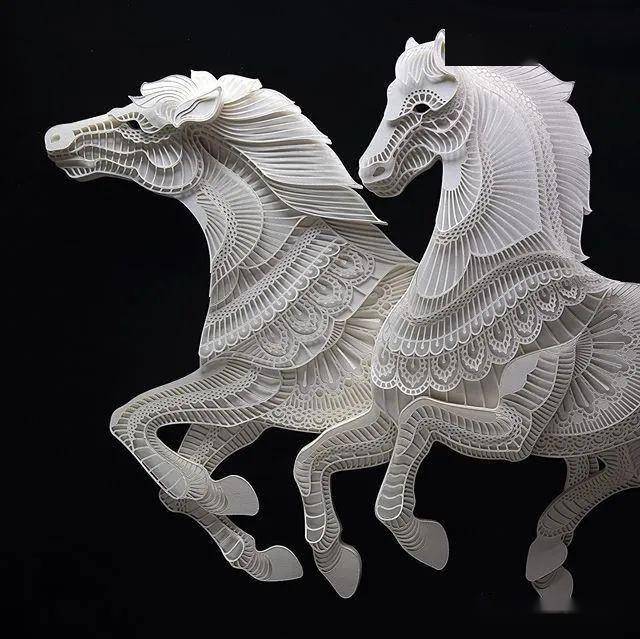 手作丨看的眼睛都要花了精美复杂的纸雕艺术品来了