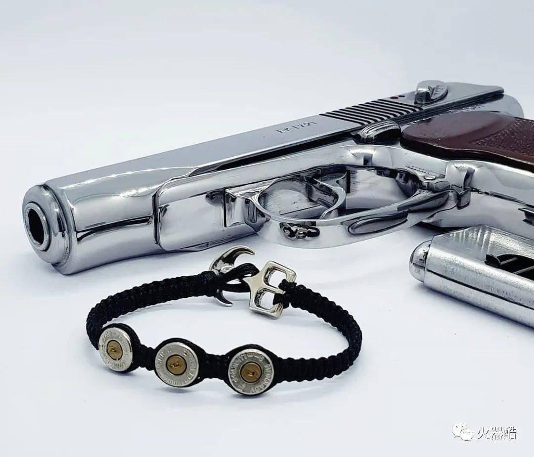 【弹壳饰品】硬核枪迷想打动女人心 也许这种会博佳人一笑