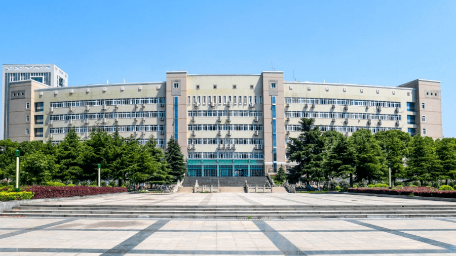 戳链接查看俯瞰  黄师全景图