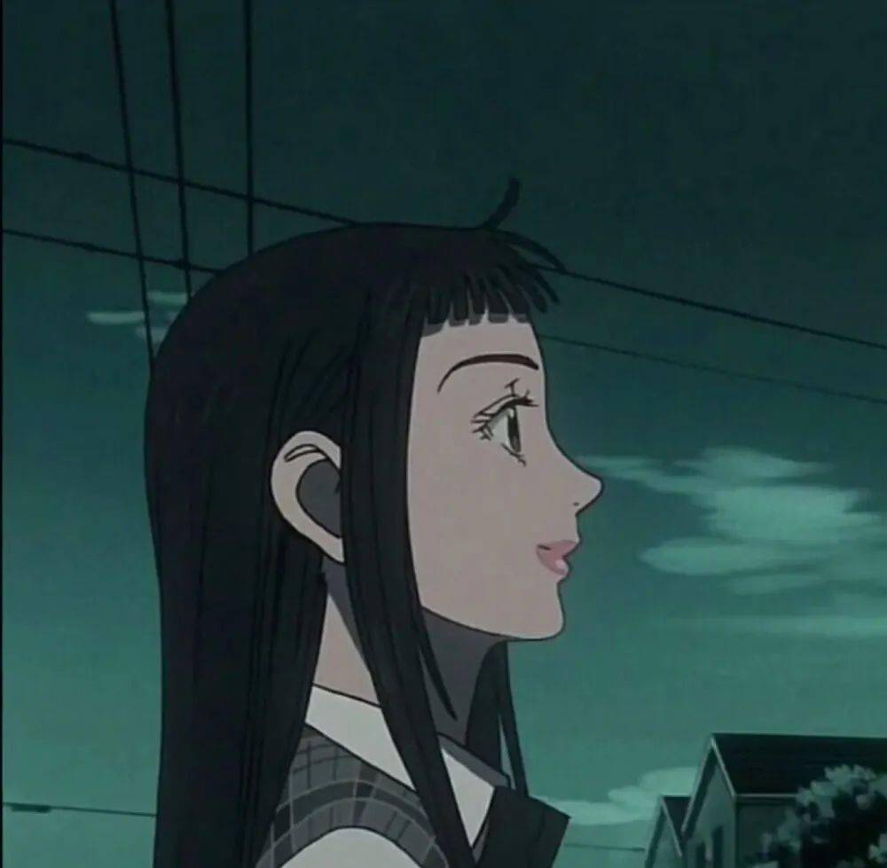 头像曾以为校服是种约束后来才知那是最无忧无虑的日子