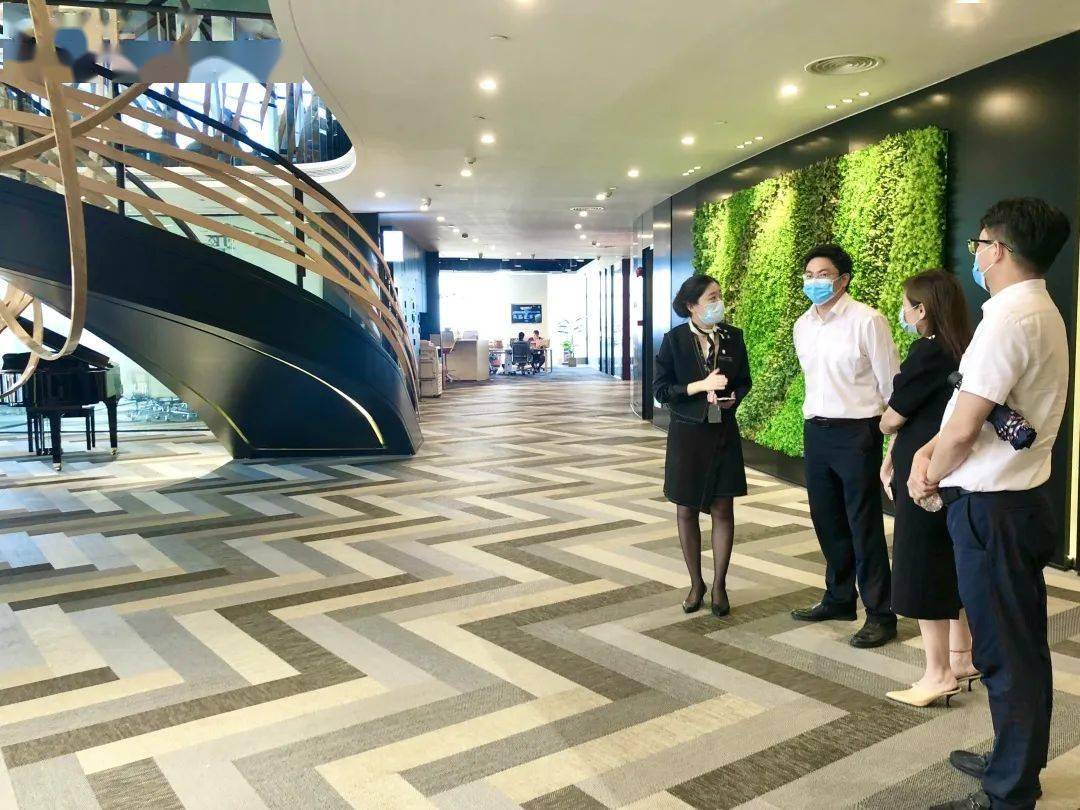 寰图办公空间 · 广州雅居乐中心迎北京中建地产代表莅临考察.