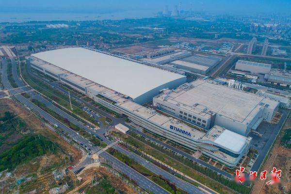 武汉优良服务坚定扩大投资决心天马g6二期这条世界级生产线年内全面