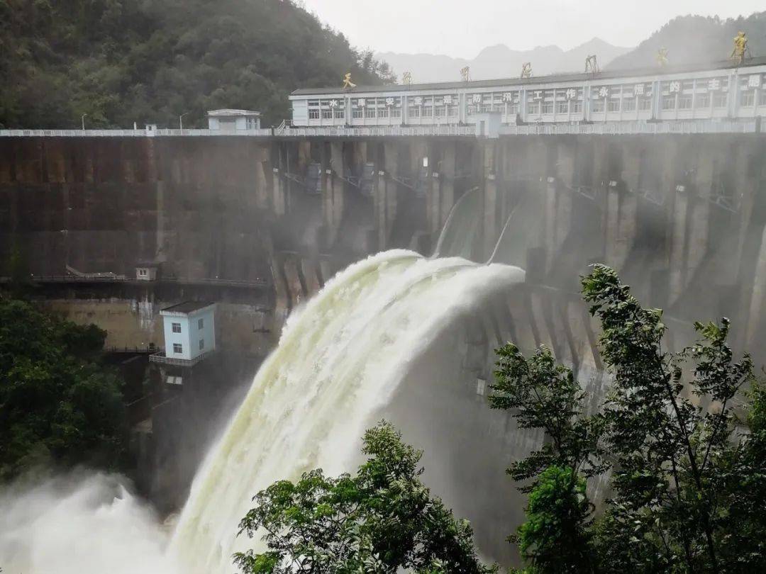恭喜天台里石门水库黄龙水库入选浙江县级以上饮用水水源地名录