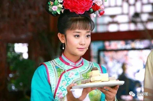 4个版本的紫薇格格前三人都在模仿只有她才被称为经典