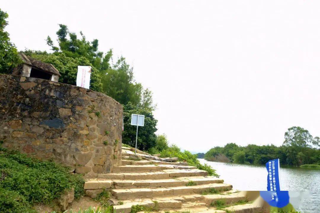 (吴彬 摄)龟咀靠近流溪河边岸,主河道与支流相夹其中,因其地形似"乌龟