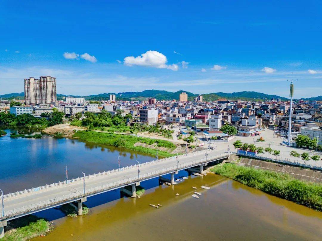 航拍从空中俯视葵潭吉成龙江溪是什么样的呢