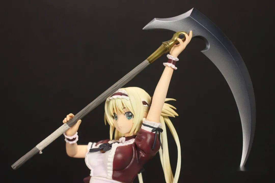 素材: pvc尺寸: h=190mm作品: 女皇之刃 叛乱角色: 艾莉原型: キバヤ