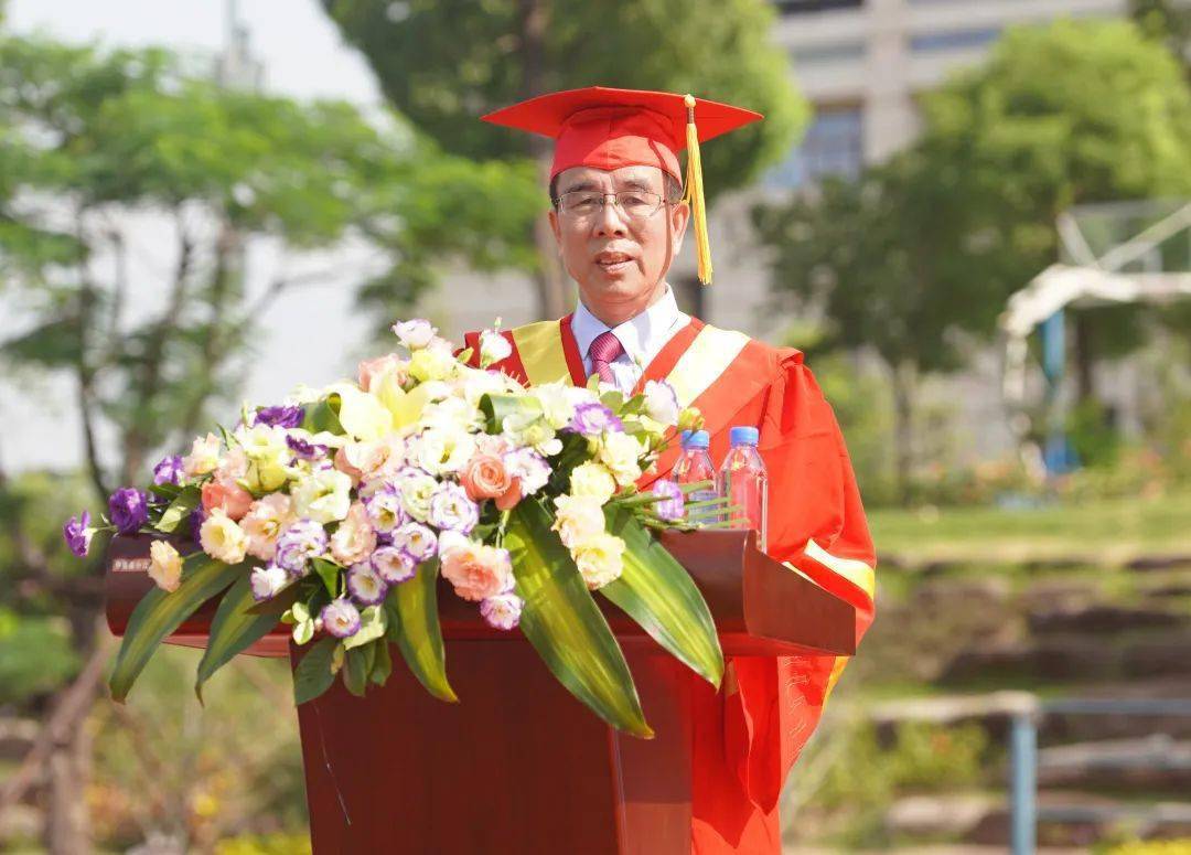 毕业典礼云程发轫万里可期