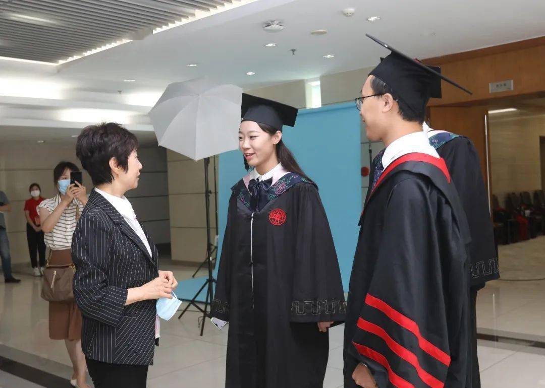 云端相聚 更高处见!复旦大学2020届学生毕业典礼隆重举行