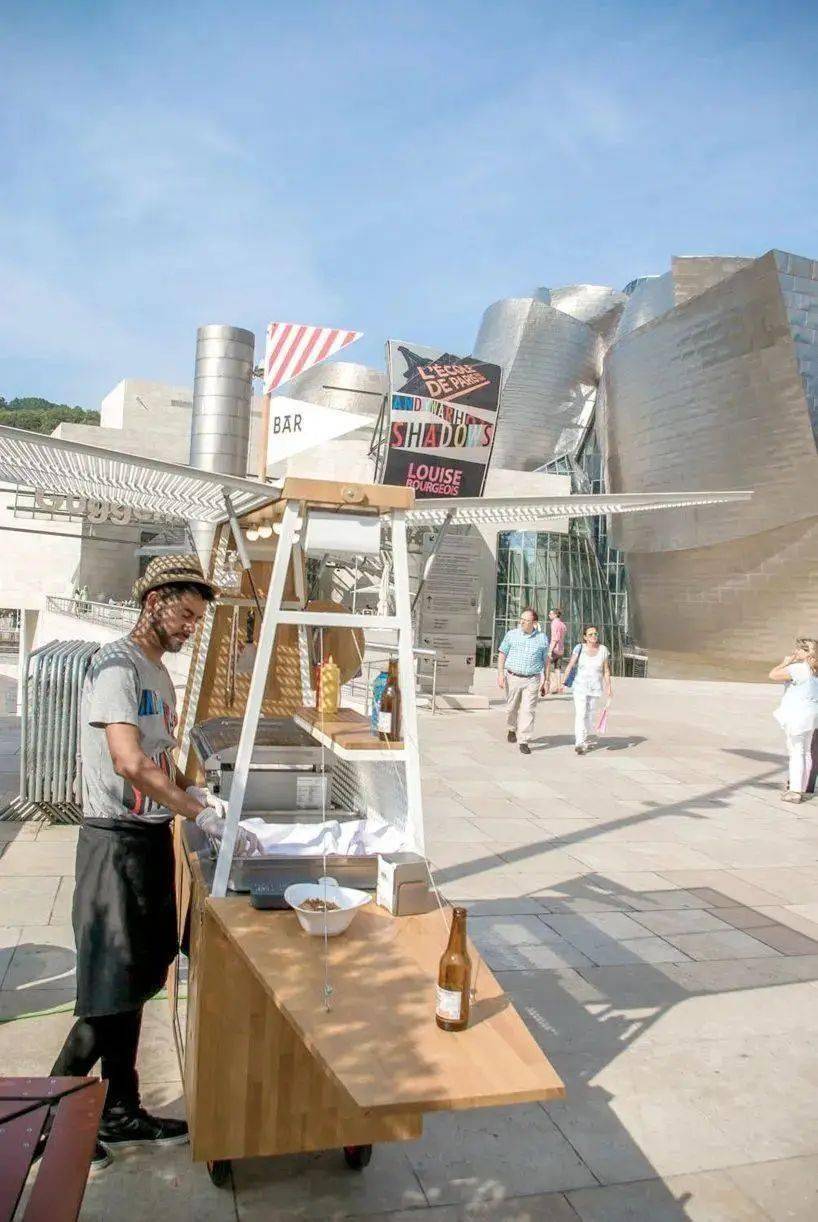 「地摊经济」来了,这些创意十足的摊位设计让城市更有现代人间烟火气