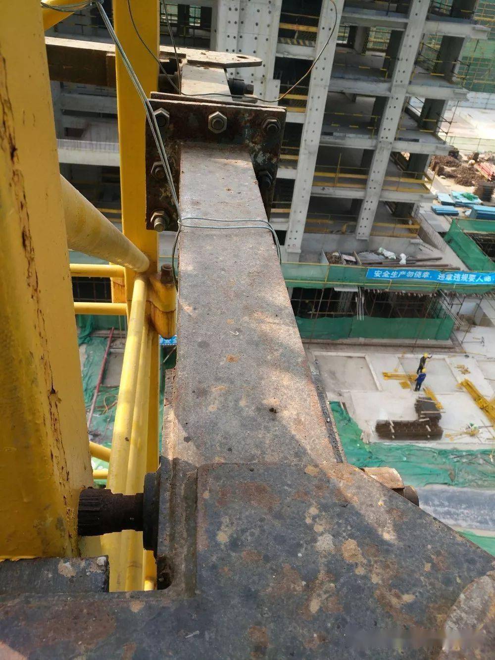 附墙使用要合规.