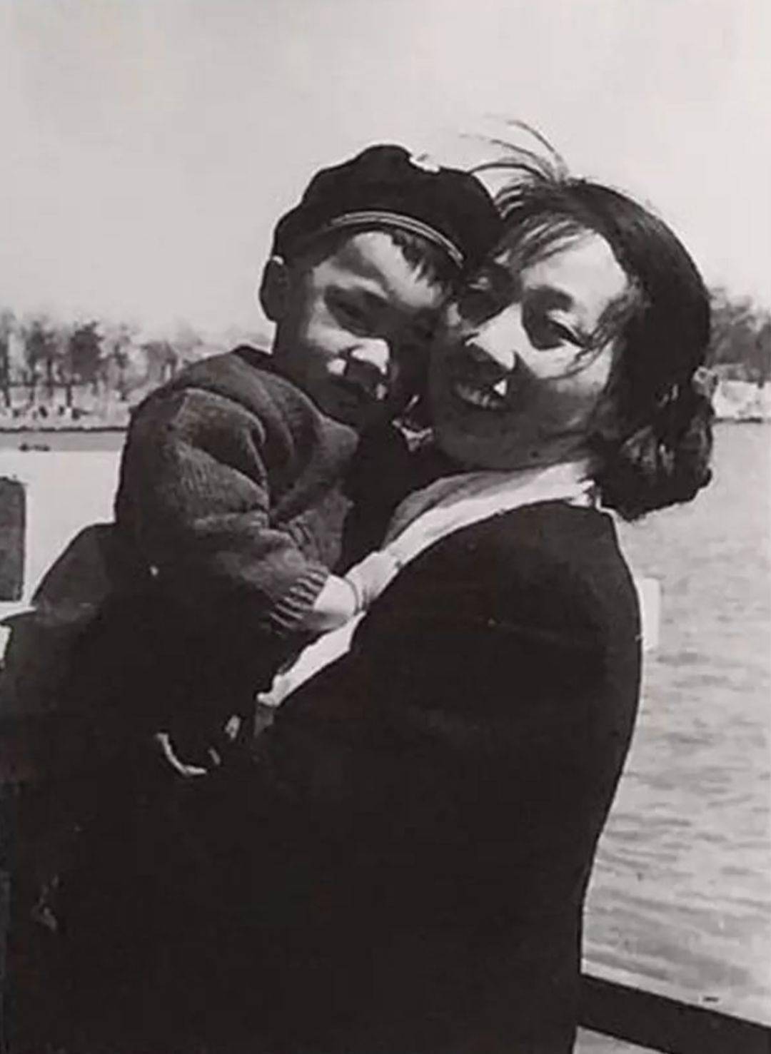 99岁于蓝去世几代人心中永远的江姐