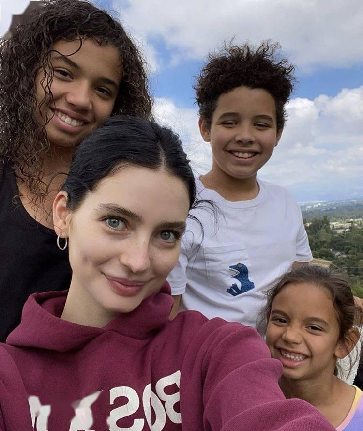 永远的速激家庭!保罗女儿与范·迪塞尔孩子合影