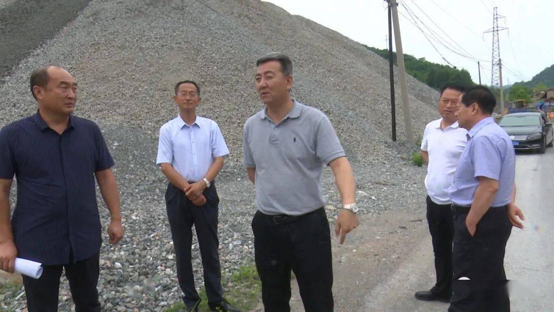 县委副书记代县长刘明刚督导检查防汛工作