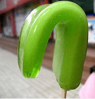 的"小矮人冰棍"永远是心头挚爱,一包里面有七只口味形状各异的小冰棍