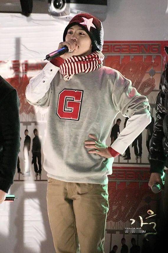 早期的权志龙那时候的小嫩龙67676767