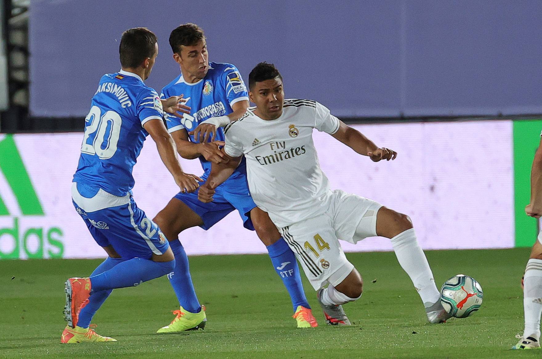 赛季西甲联赛第33轮的比赛中,皇家马德里队主场以1比0战胜赫塔菲队