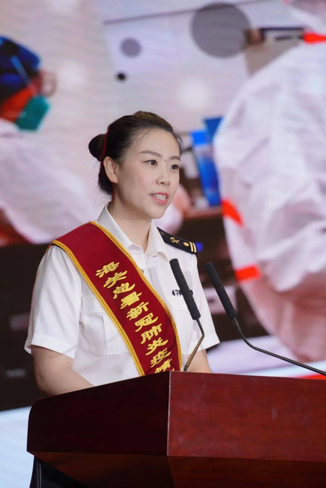 重温抗疫历程回顾战疫群像武汉海关这样给党庆生