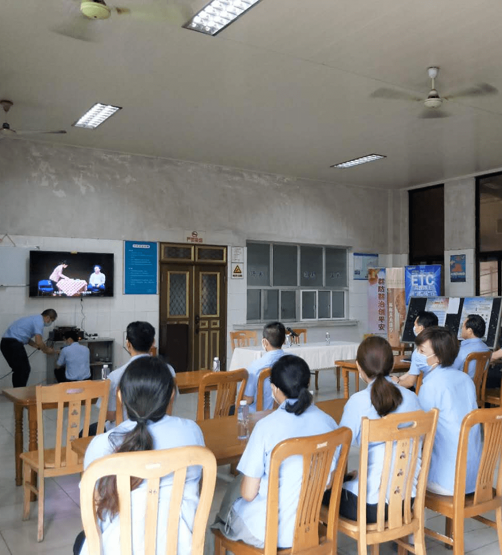 拓展反邪宣传氛围,巩固校企反邪阵地_邪教