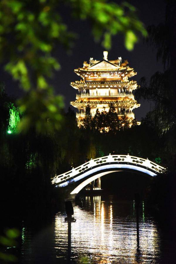 济南哪里夜景最美图片