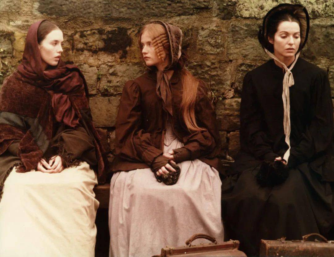 勃朗特三姐妹 她们一生短暂 却留下 3 部旷世著作