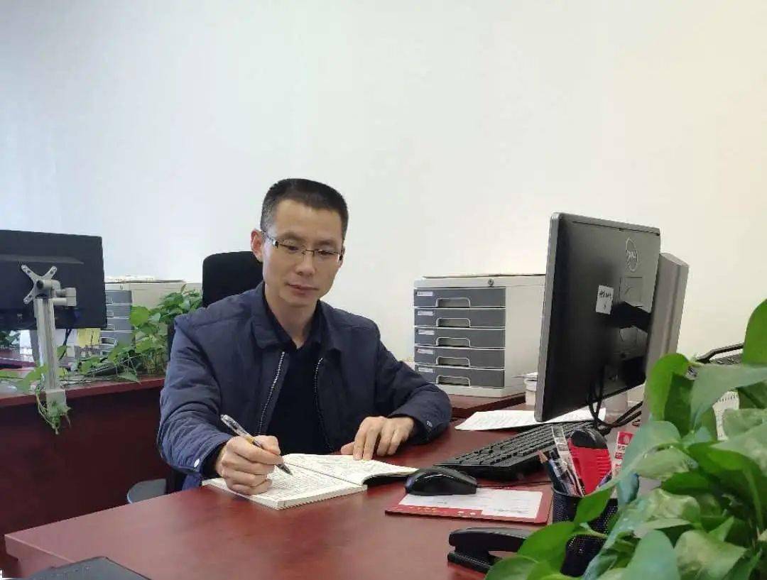 心里话以谈心谈话架起沟通桥梁以善意良言传递真诚态度