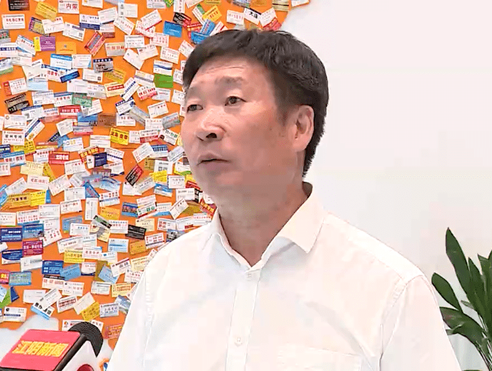 这阵子,江苏众网互联网有限公司总经理吴锦明一有时间就会上网,搜索