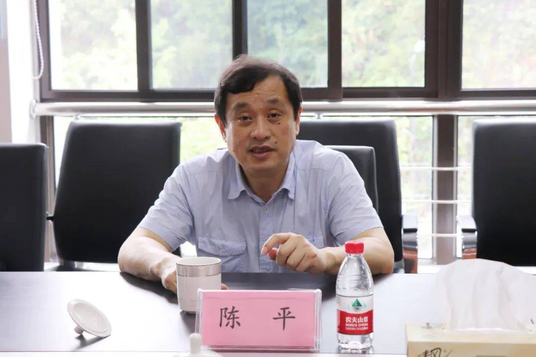 市纪委监委驻市国资委纪检监察组组长陈平赴富春江船闸调研防汛工作