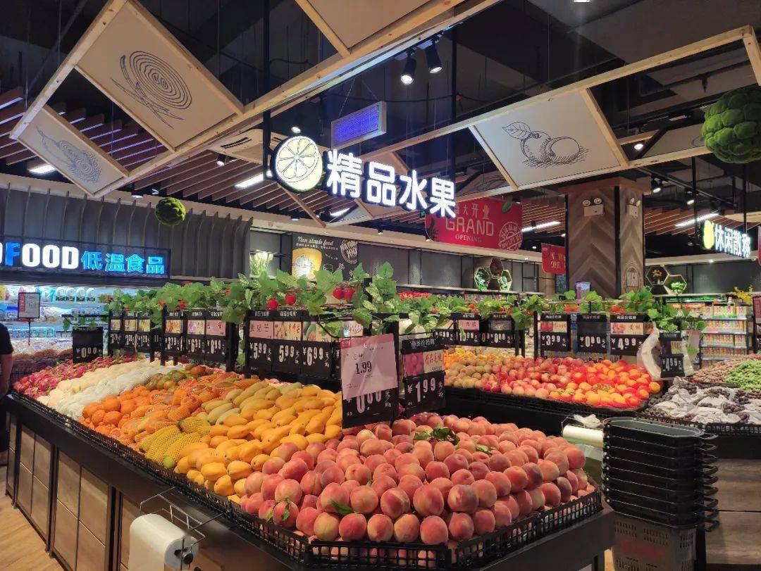 这家社区生鲜超市太牛了企业再次创造销售传奇