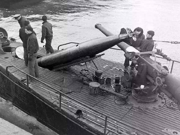 一战德国潜艇图片