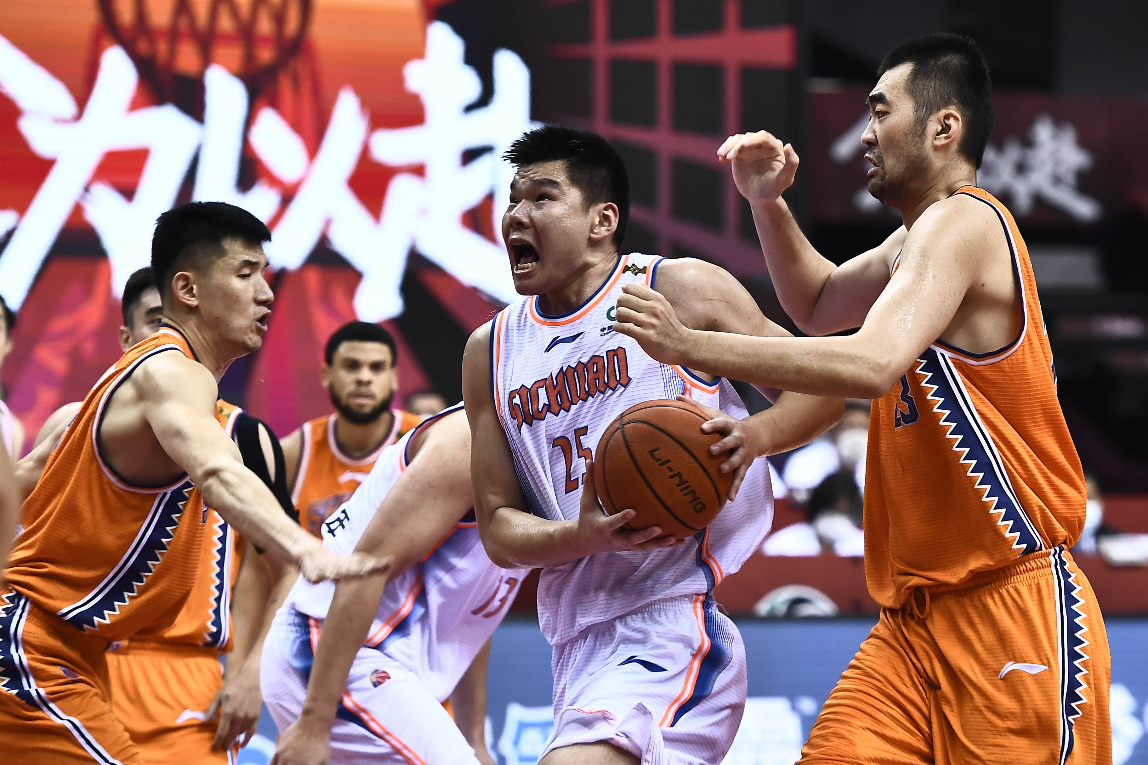 ‘十大外围足球平台app’篮球第二阶段——CBA复赛:上海长胜四川五粮金尊(图14)