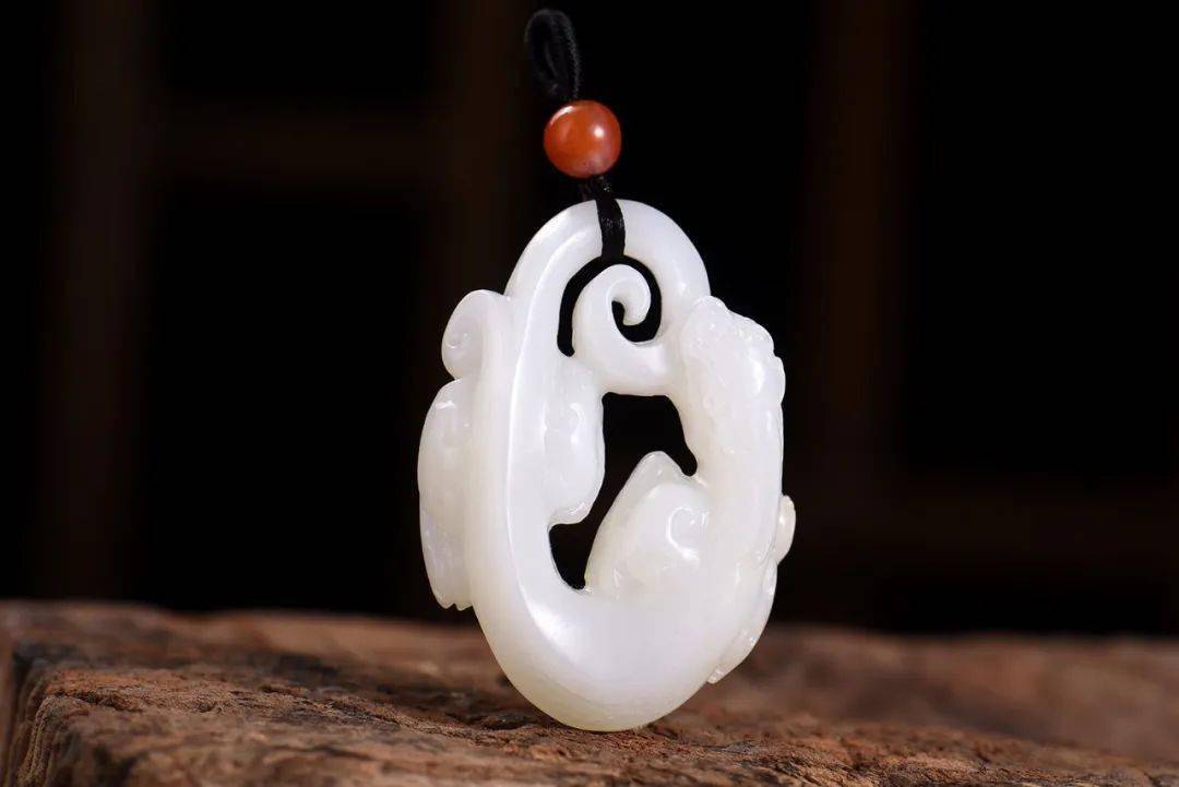 2,给粗制滥造的手工者提个醒 随着机雕技术的不