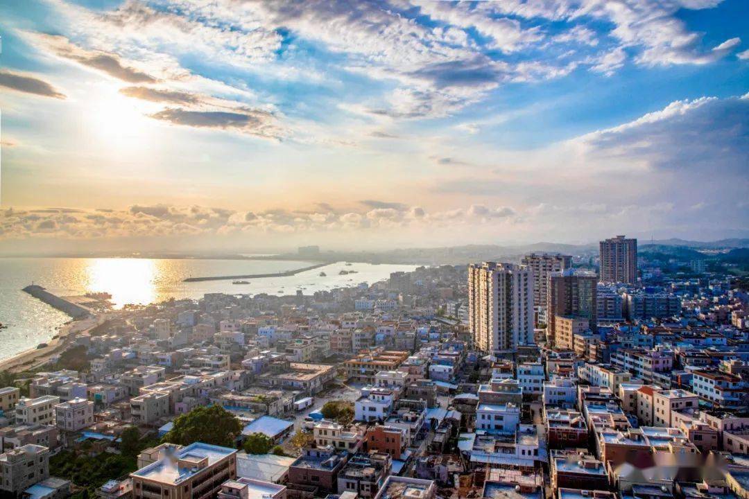 风光澳角渔村美如画