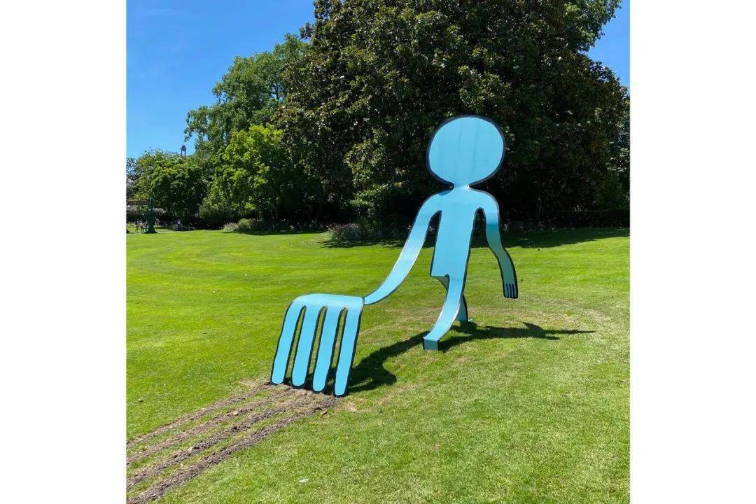 jeanjullien为南特的巴黎植物园创作线条雕塑