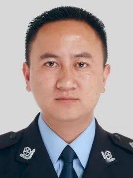 云南一公安局原副局长被起诉_吴建平