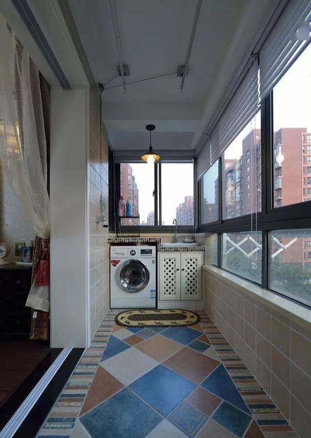 设计师分享阳台贴砖知识掌握这5大妙招让阳台功能性更强